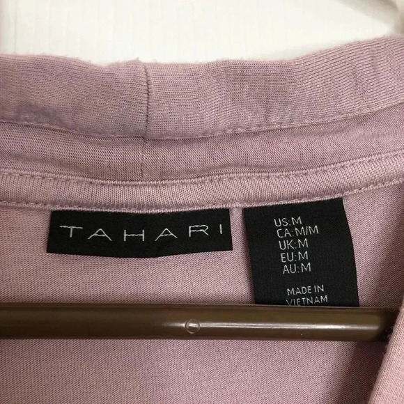 Tahari Short Sleeved Shirt Flowy Light  Purple Size Medium - Picture 6 of 15